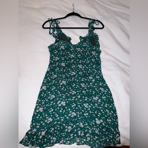 Green Floral Mini Dress - Picture 5 of 6